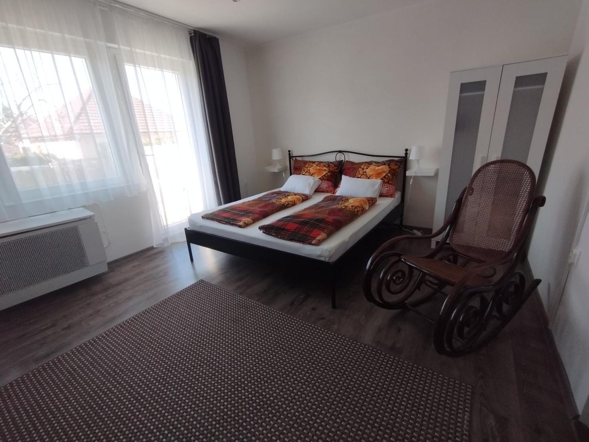 Var-Lak Apartman บาลาตอนฟุซเฟอ ภายนอก รูปภาพ
